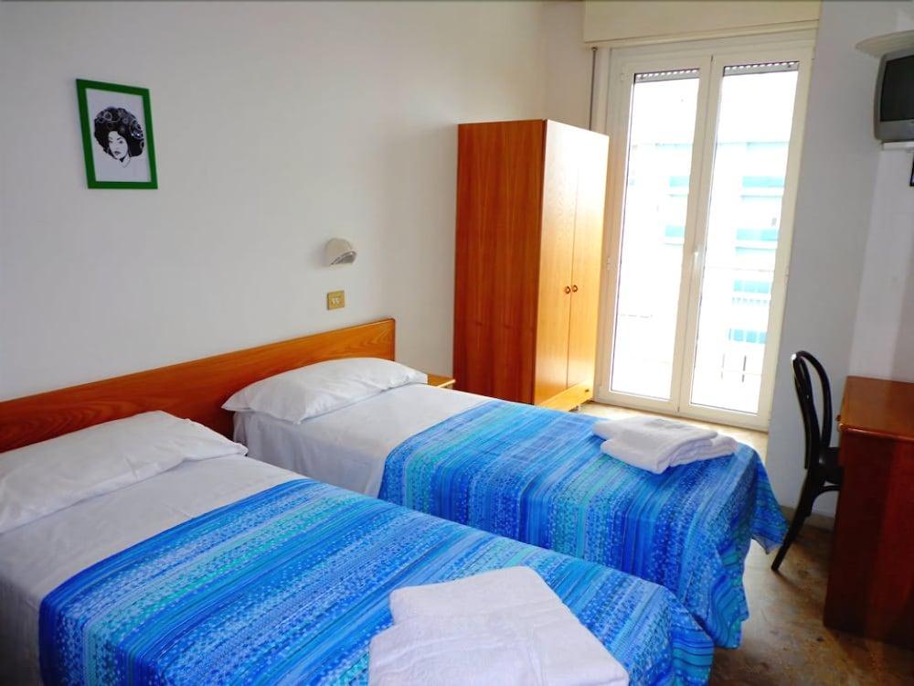 Hotel Santiago Rimini Eksteriør billede